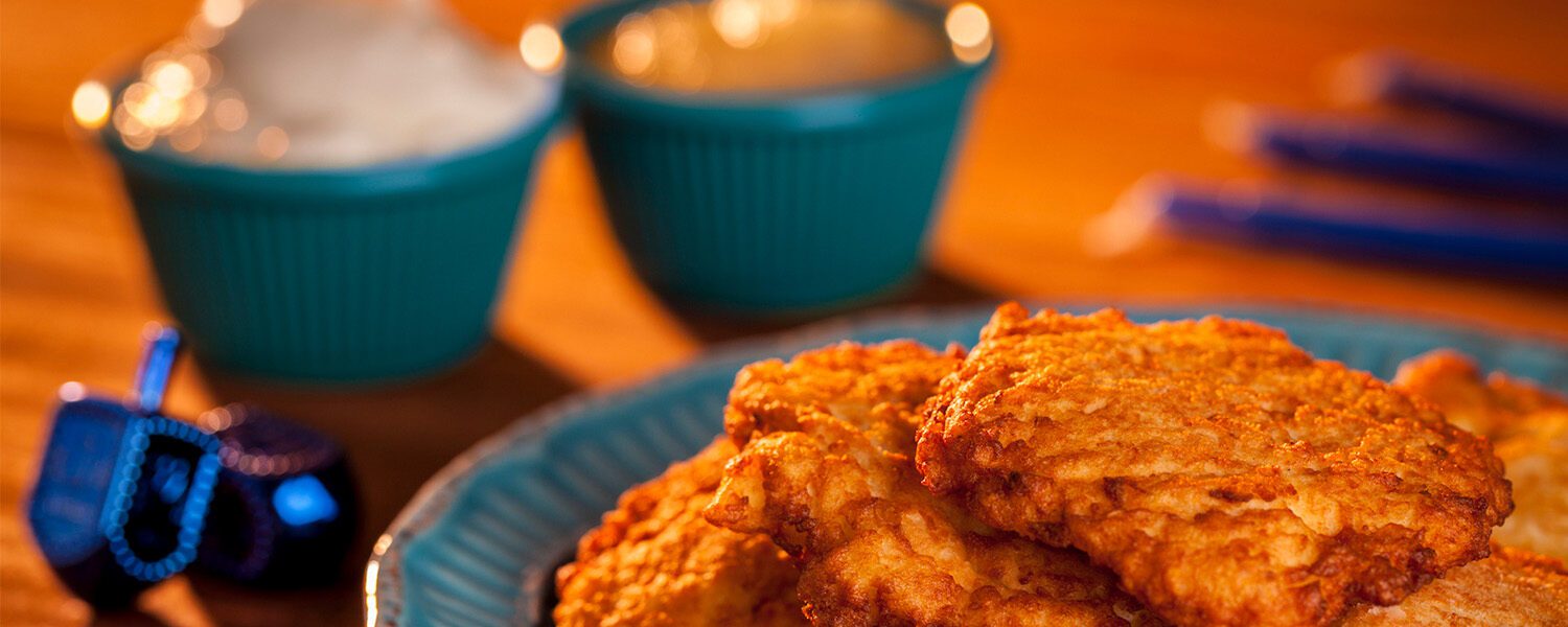 Sisterhood's Annual Hanukkah Party!